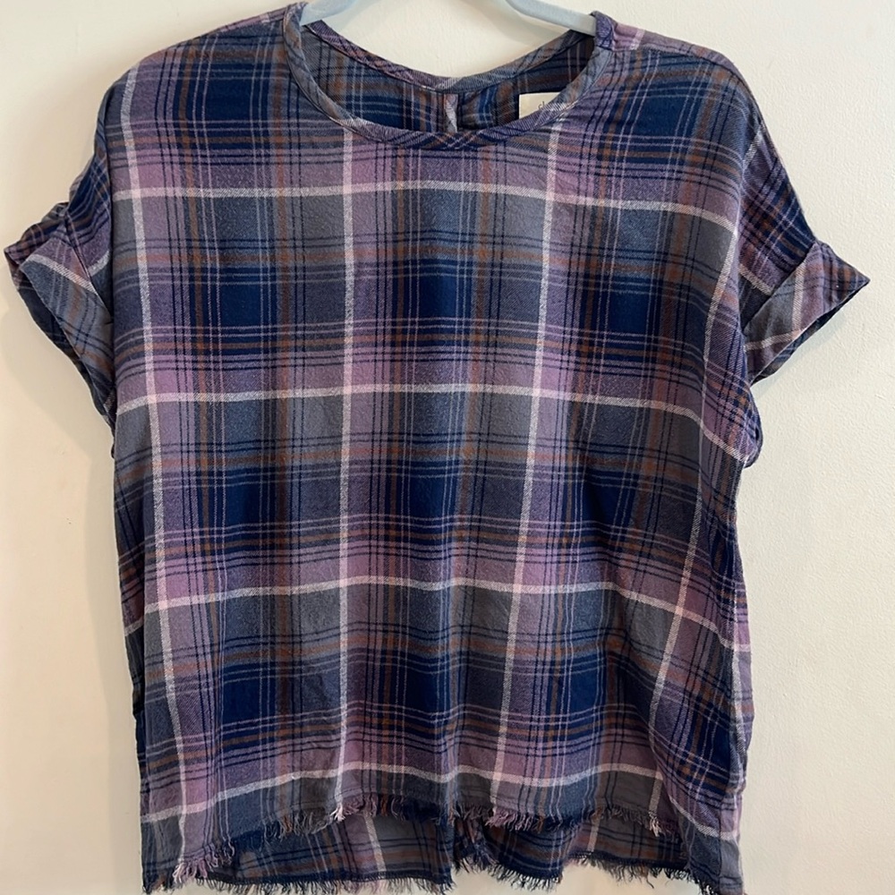 Cloth & Stone Women’s Short Sleeve Blouse With Rigged Edges Size M